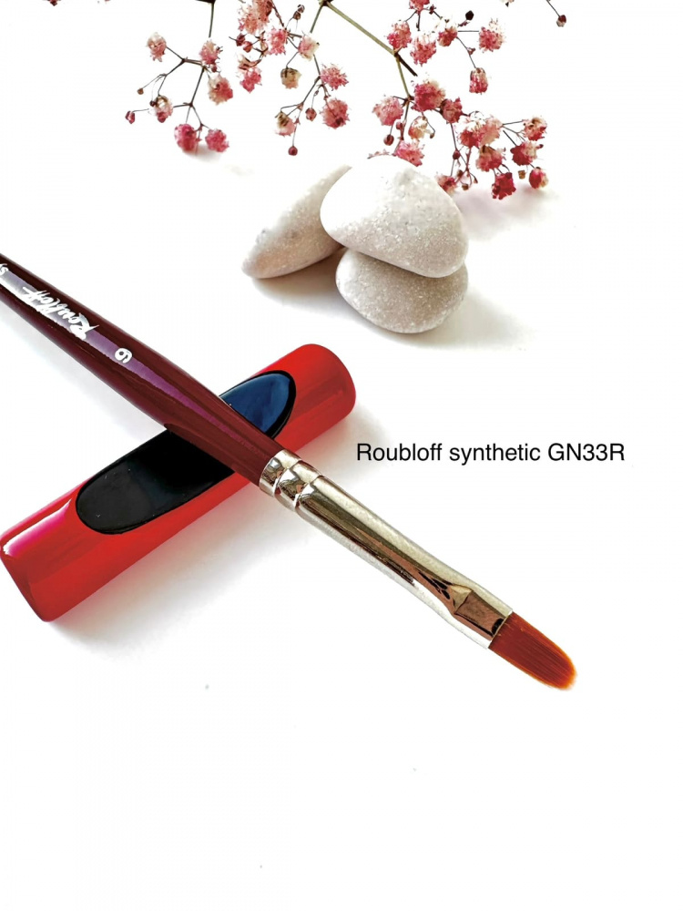 GN33R №6 Кисть Roubloff коричневая синтетика/ овальная 6/ ручка фигурная бордовая